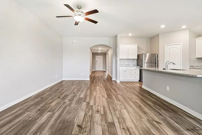 127 Crimson Cir — Photo 10