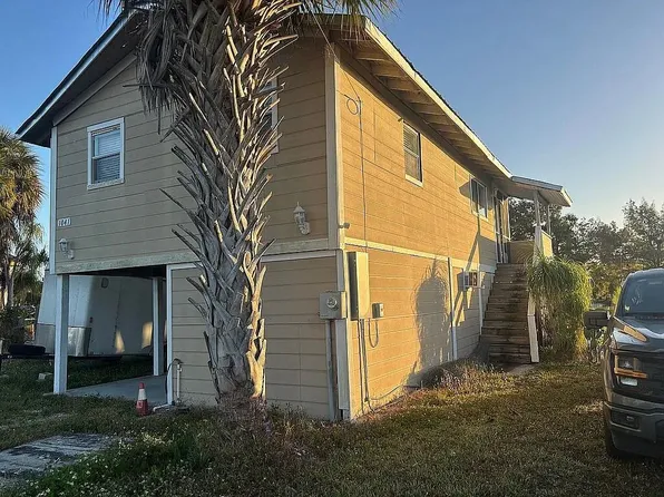 1041 PINE Way NE, Okeechobee, FL 34974