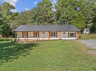 3552 Dews Pond Rd SE, Calhoun, GA 30701
