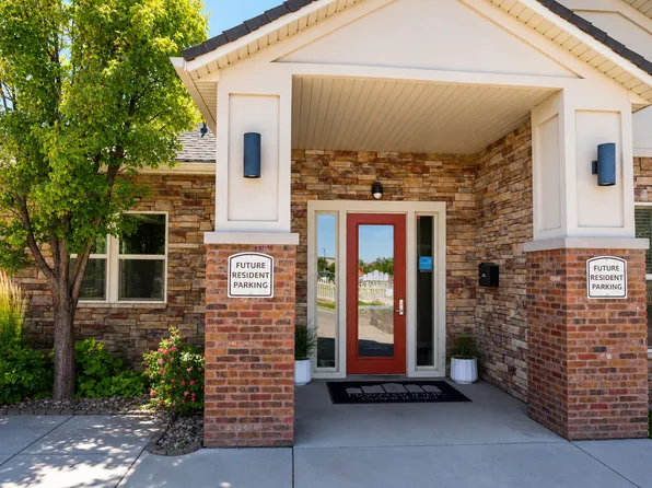 Hawthorne Gardens Apartments, 4170 Hawthorne Rd #B204, Pocatello, ID 83202