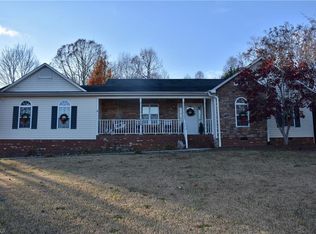278 Ridge Dr, Lexington, NC 27295