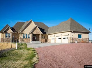 6881 Lauren Ln, Torrington, WY 82240