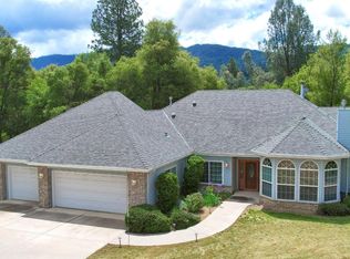 49896 Meadowview Dr, Oakhurst, CA