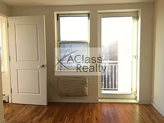 Rented by A Class Realty Long Island City LLC