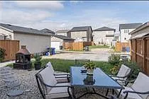 55 Stan Schriber Cres — Photo 15