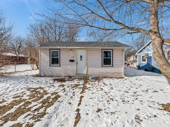 189 N La Salle Ave, Bradley, IL 60915