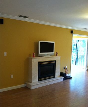 3rd image of 422 Meadowlark Ln
