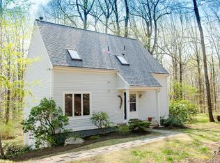 99 Cook Rd, Prospect, CT 06712