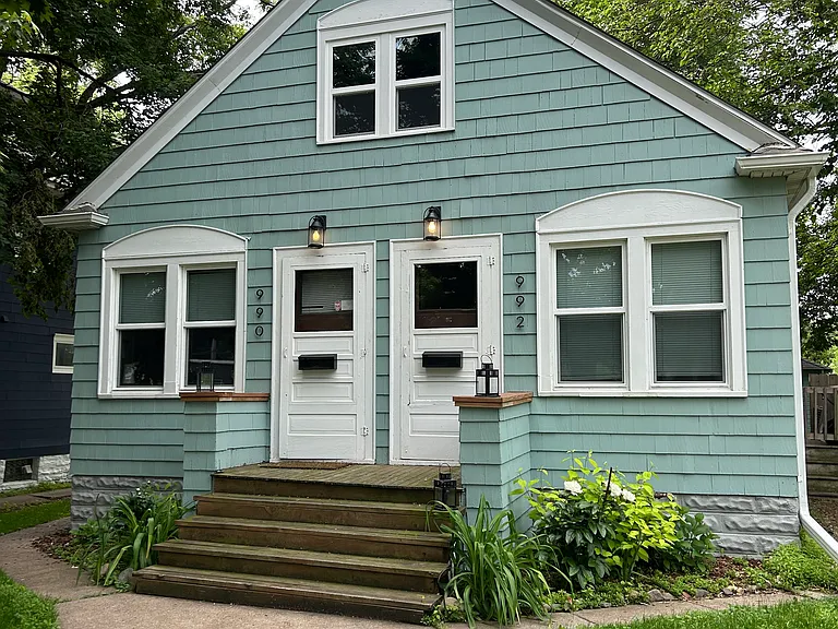 992 Randolph Ave — Photo 1