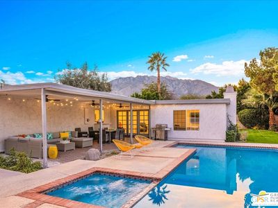 2210 E Powell Rd, Palm Springs, CA, 92262