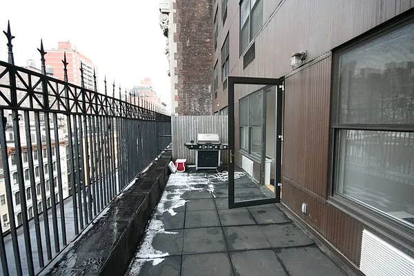 Rented by Aether Property Group | media 20