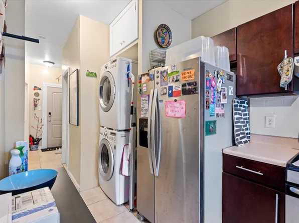 285 Lincoln Avenue image 18 of 36