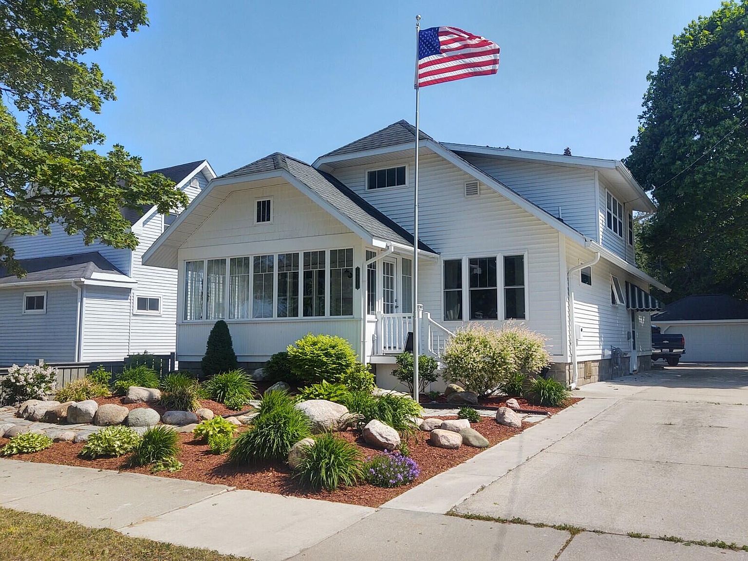 231 Larke Ave, Rogers City, MI 49779 Zillow