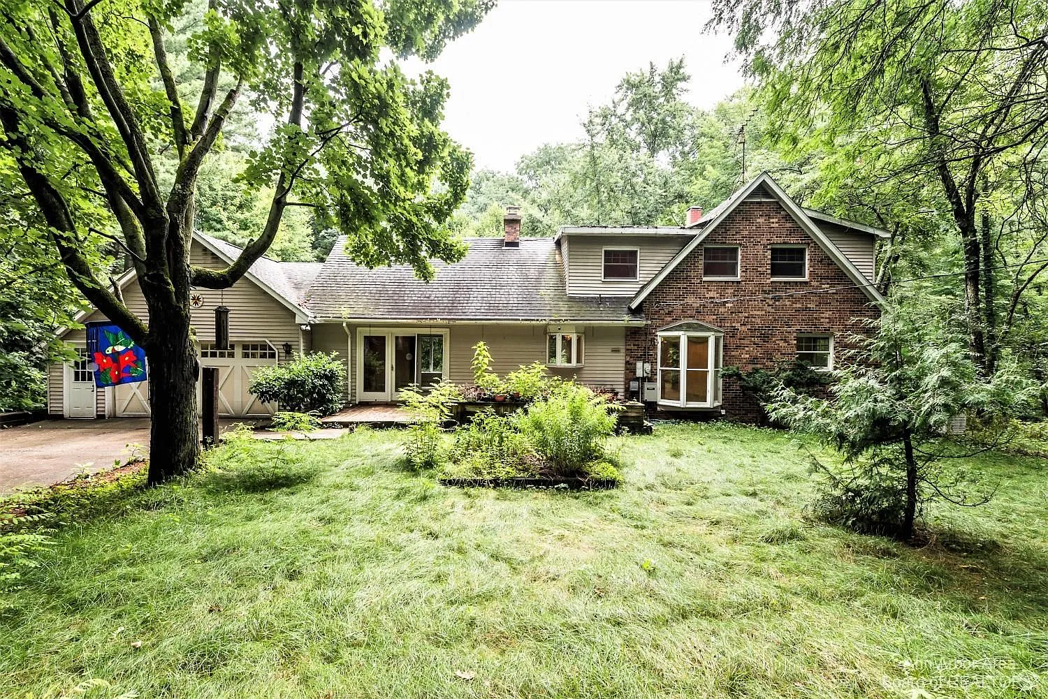 10410 McGregor Rd photo 1
