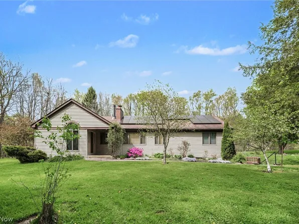 6023 Pioneer Trl, Hiram, OH 44234