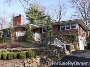 49 Fells Rd, Verona, NJ 07044