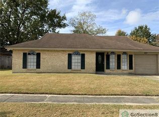 1913 N Sugar Ridge Rd, La Place, LA 70068