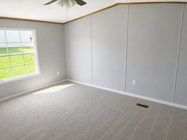 Independence Commons — Photo 19