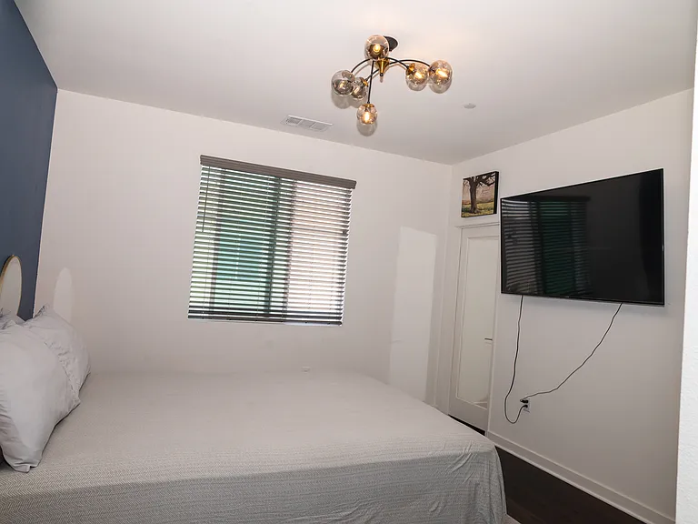 5475 Seacliff Pl #92 — Photo 28