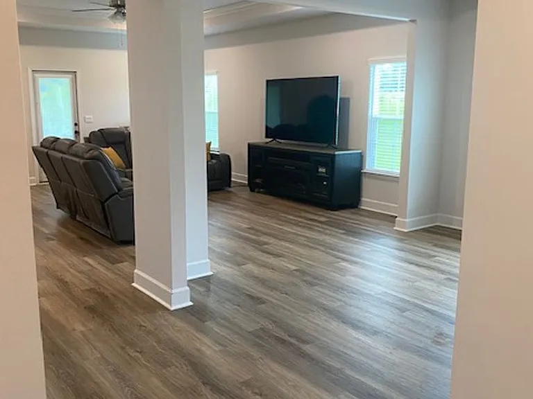 1020 Ballantyne Ln — Photo 9