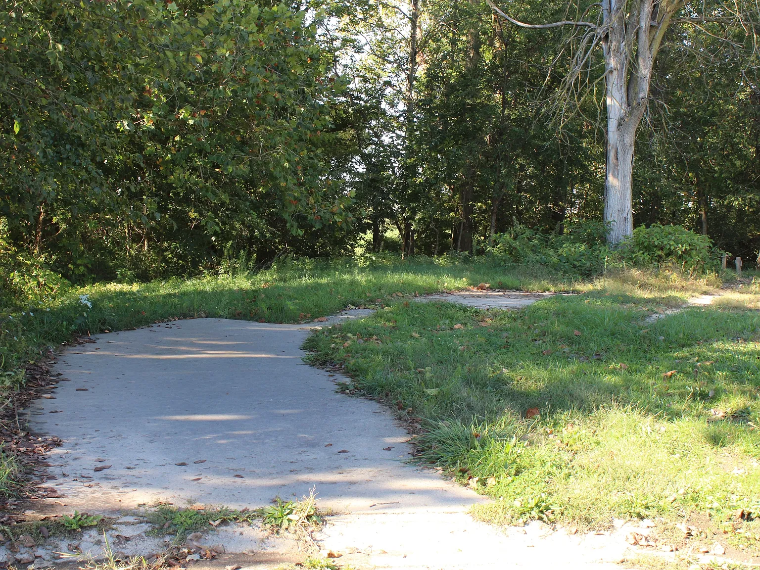 Autumn Grove Mobile Home Park — Photo 2