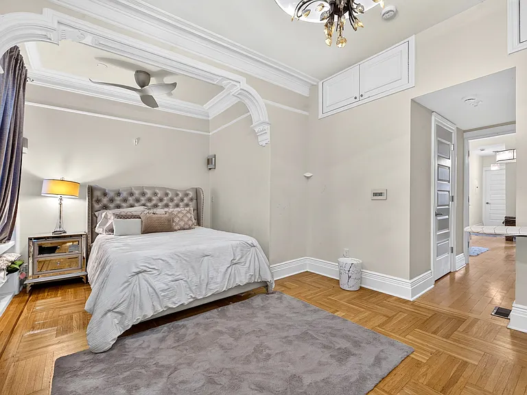 13 Bentley Ave #2 — Photo 23