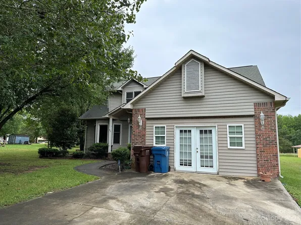 325 Briarcliff Rd, Grover, NC 28073