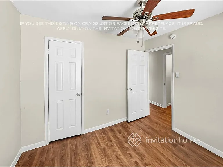 6419 Horsepen Bayou Dr — Photo 15