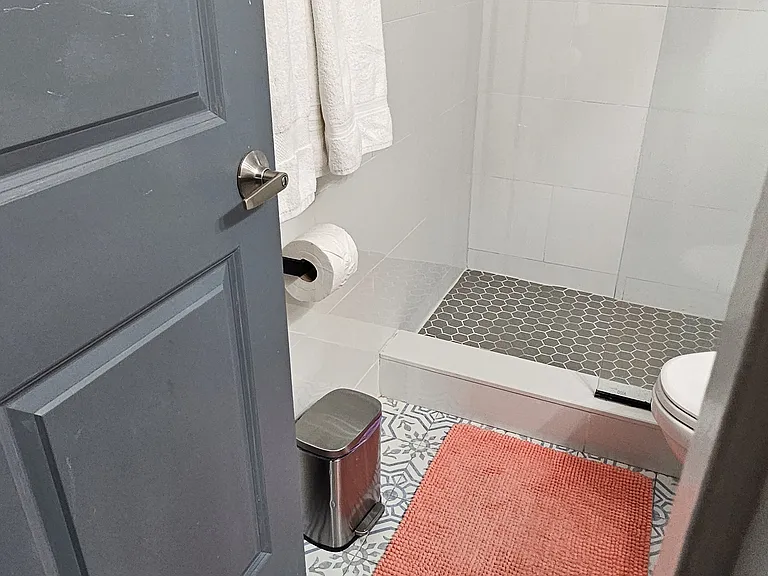 302 Lincoln Ave #3 — Photo 9