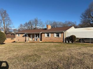 1480 21st St NE, Hickory, NC 28601