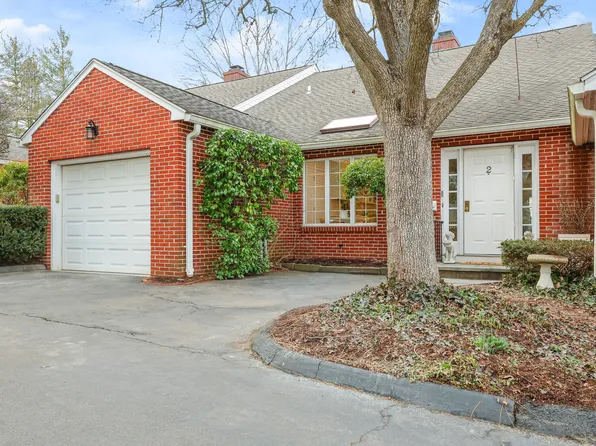 109 Forest Street #2, New Canaan, CT 06840