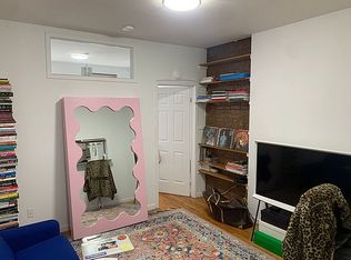 179 Orchard St #8A, New York, NY 10002
