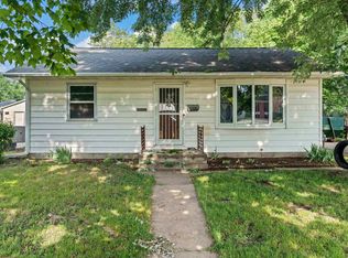 1208 Knoll Ave, Waterloo, IA 50701