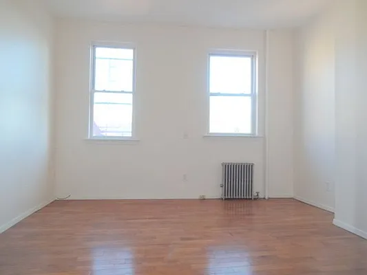 Rented by Proton Management LLC | media 19