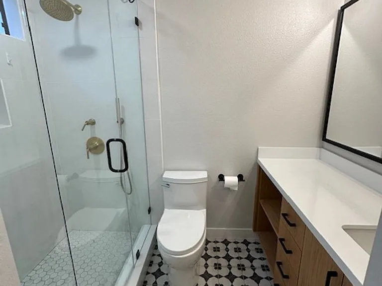 1235 Parker Pl #1M — Photo 12