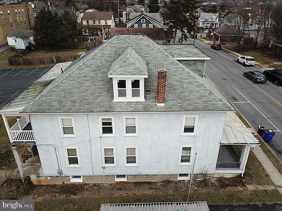 5th image of 825 Guilford Ave