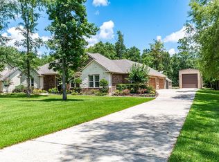 515 Commons Lakeview Dr, Huffman, TX 77336