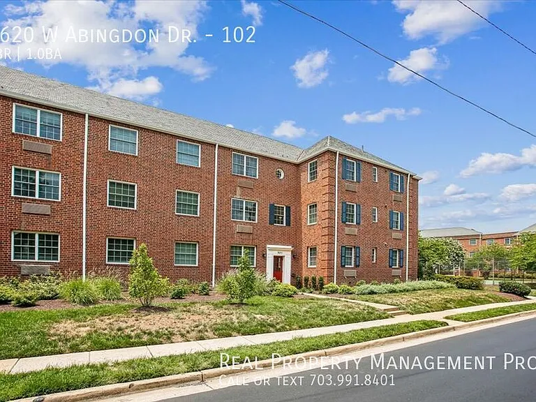 1620 W Abingdon Dr #102 — Photo 24