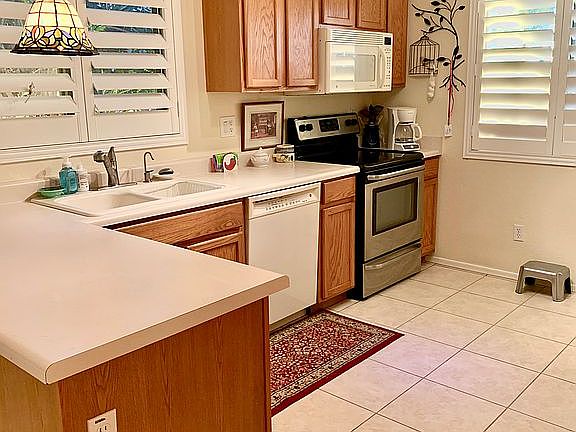 3rd image of 29157 N Yellow Bee Dr