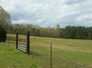 255 Ponds Rd, Saltillo, TN 38370