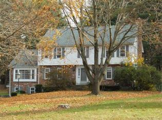 60 Bates St, Mendon, MA 01756