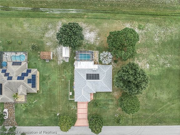 5th image of 6908 Kenwood Pl