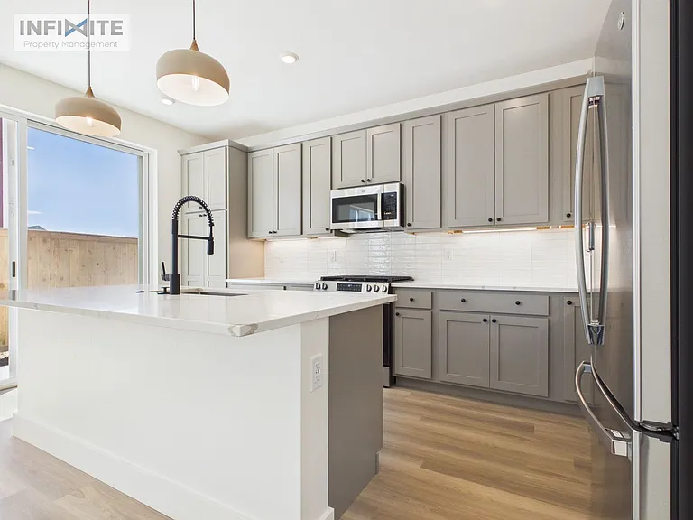4834 Touchstone Ln — Photo 4