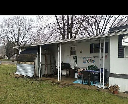 3rd image of 1830 State Highway 725