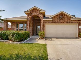 409 Fountain View Ln, Nevada, TX 75173
