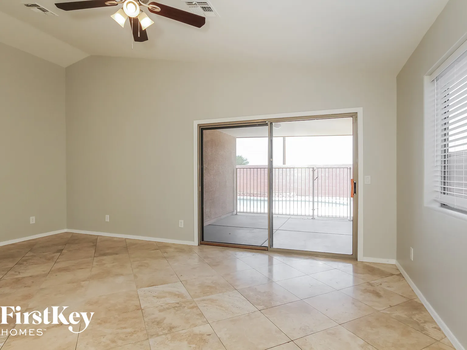 3 bed, 2.0 bath, 1425 sqft, $1,885 — Photo 4
