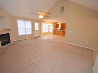 1122 Woodland Rdg, Monett, MO 65708