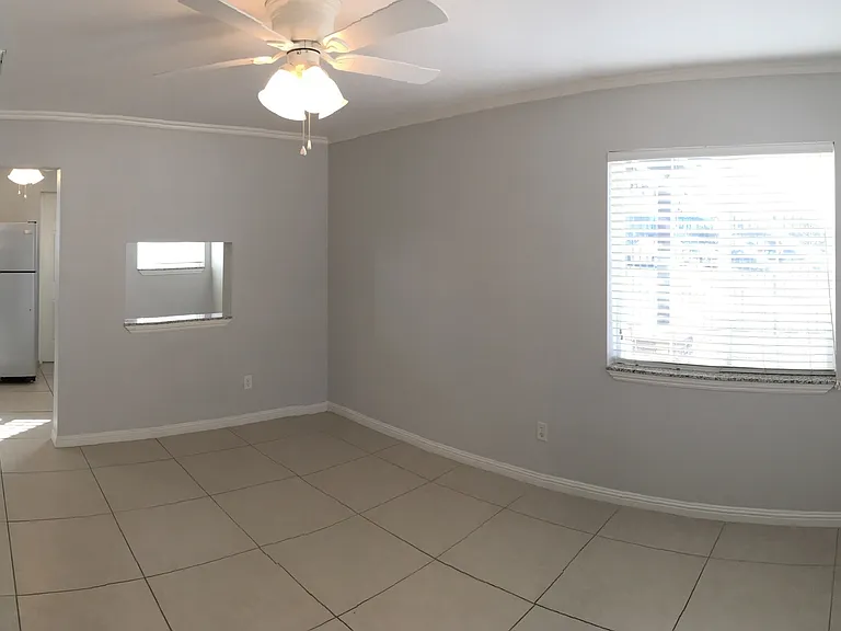 1123 S Casino Center Blvd — Photo 4