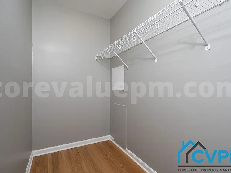 1617 Riedel Rd — Photo 23