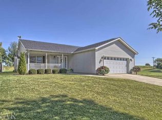 2703 Culpepper Dr, Bloomington, IL 61705